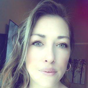 Meet your Posher, Lacee